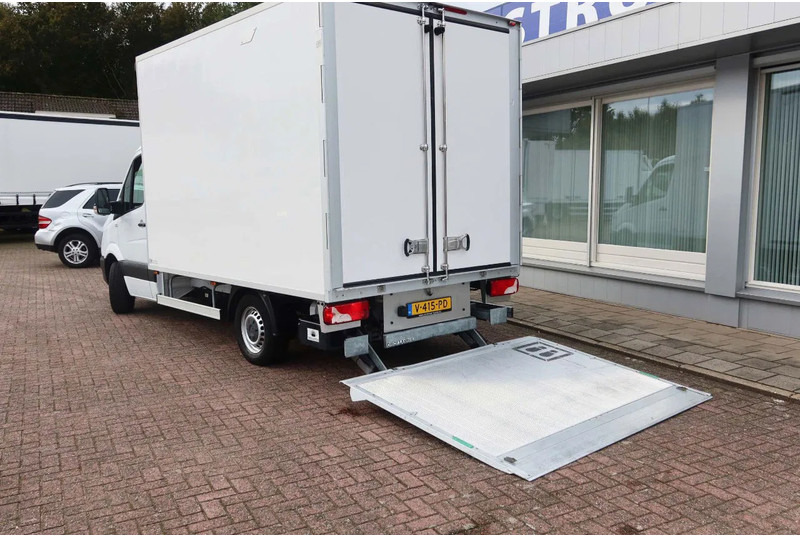 Mercedes-Benz Sprinter Mercedes Benz 316 CDI + Klep 750 kg. Koel/vries Dag en nacht + 220 volt stekker - Refrigerated van: picture 3 Mercedes-Benz Sprinter Mercedes Benz 316 CDI + Klep 750 kg. Koel/vries Dag en nacht + 220 volt stekker - Refrigerated van: picture 3