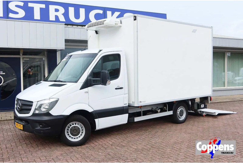 Mercedes-Benz Sprinter Mercedes Benz 316 CDI + Klep 750 kg. Koel/vries Dag en nacht + 220 volt stekker - Refrigerated van: picture 1 Mercedes-Benz Sprinter Mercedes Benz 316 CDI + Klep 750 kg. Koel/vries Dag en nacht + 220 volt stekker - Refrigerated van: picture 1