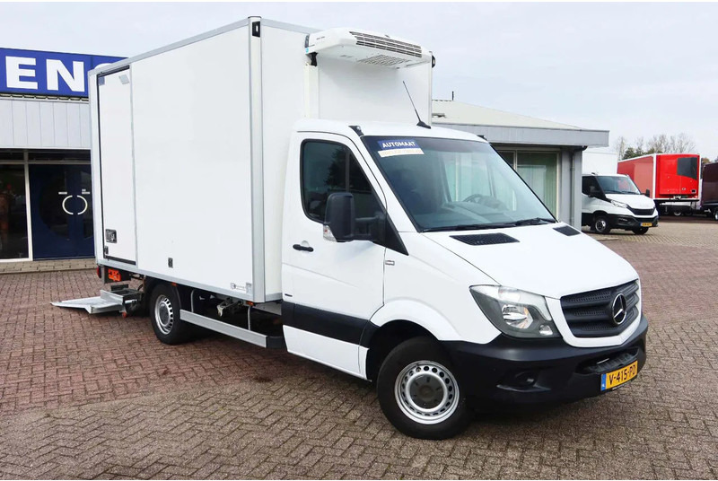 Mercedes-Benz Sprinter Mercedes Benz 316 CDI + Klep 750 kg. Koel/vries Dag en nacht + 220 volt stekker - Refrigerated van: picture 2 Mercedes-Benz Sprinter Mercedes Benz 316 CDI + Klep 750 kg. Koel/vries Dag en nacht + 220 volt stekker - Refrigerated van: picture 2