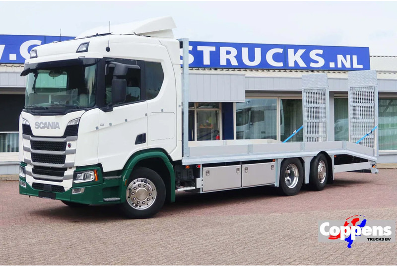 Autotransporter truck Scania R500 NGS Oprijwagen 6x2 E6 Nieuwe Laadbak met Hydraulische rijpaten: picture 1
