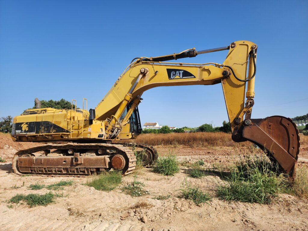 CAT 365BII - Crawler excavator: picture 2 CAT 365BII - Crawler excavator: picture 2