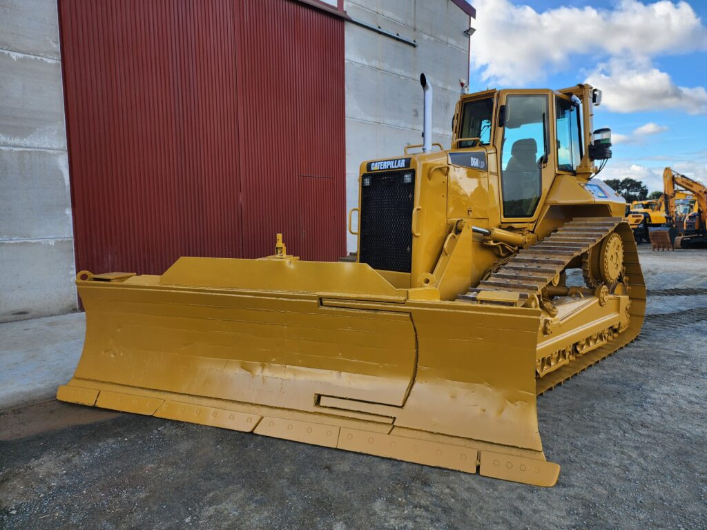 CAT D6N LGP - Bulldozer: picture 2 CAT D6N LGP - Bulldozer: picture 2