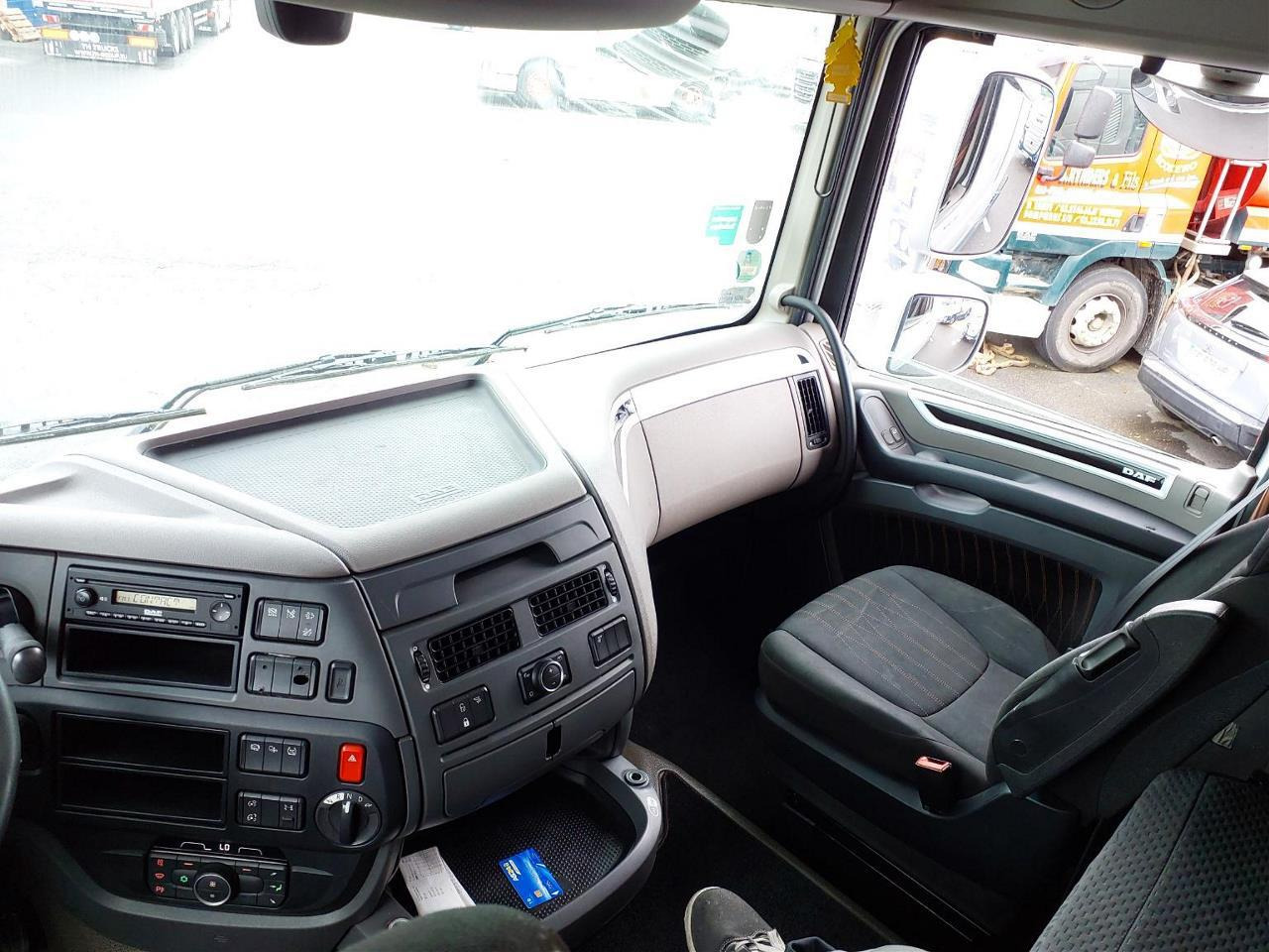 Tractor unit DAF XF480: picture 5