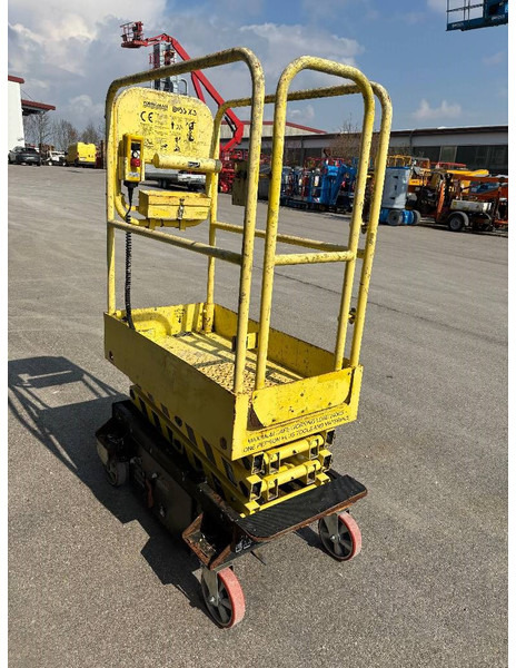Boss X3 4,55m Arbeitsbühne Personenlift, BJ 2016 - Scissor lift: picture 4 Boss X3 4,55m Arbeitsbühne Personenlift, BJ 2016 - Scissor lift: picture 4