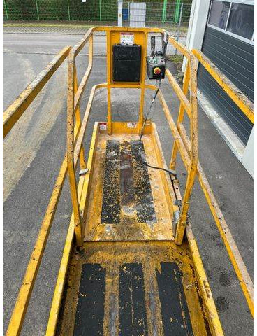 Scissor lift Haulotte Compact 8 - Scherenarbeitsbühne 8,2m, BJ 2021: picture 10