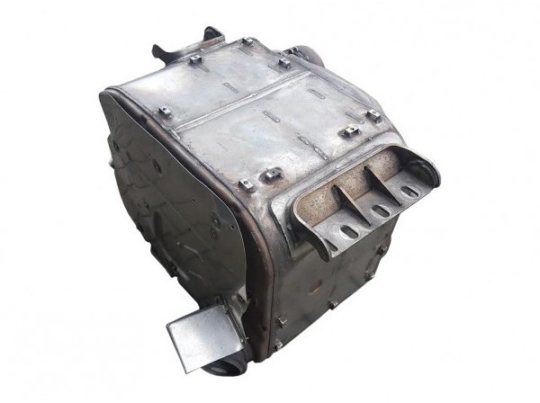 Katalysator SCR Euro 6 VOLVO FL / RENAULT Serie D - 21750081 23171811 85022437 21750067 21750074 7421750067 7421750074 23173965 - Catalytic converter for Truck: picture 3 Katalysator SCR Euro 6 VOLVO FL / RENAULT Serie D - 21750081 23171811 85022437 21750067 21750074 7421750067 7421750074 23173965 - Catalytic converter for Truck: picture 3