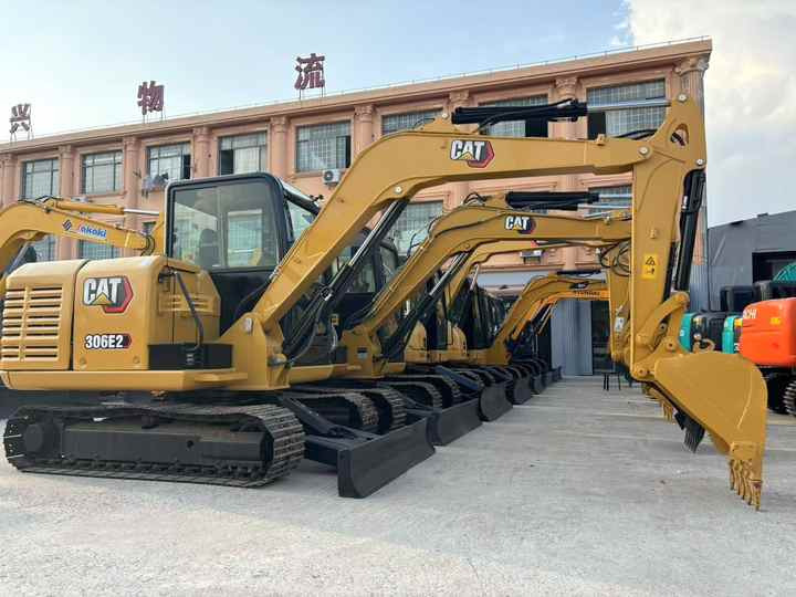 CAT 306E Used Excavator Latest Model 6tons 95% New Original with EPA CE Excavator Cat 306 mini digger excavator - Excavator: picture 3 CAT 306E Used Excavator Latest Model 6tons 95% New Original with EPA CE Excavator Cat 306 mini digger excavator - Excavator: picture 3
