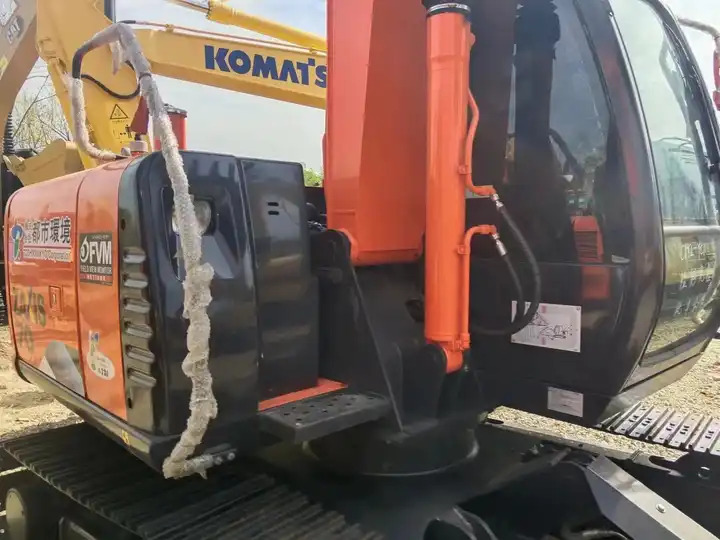Cheap Small Tracked Excavator Hitachi Zaxis 70 Secondhand Mini Excavator In Shanghai - Crawler excavator: picture 2 Cheap Small Tracked Excavator Hitachi Zaxis 70 Secondhand Mini Excavator In Shanghai - Crawler excavator: picture 2