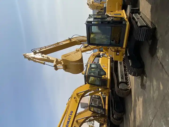 Good Condition Komatsu Used PC70-8 Hydraulic Crawler Excavator Suitable For Construction/ Agriculture Digging - Crawler excavator: picture 4 Good Condition Komatsu Used PC70-8 Hydraulic Crawler Excavator Suitable For Construction/ Agriculture Digging - Crawler excavator: picture 4