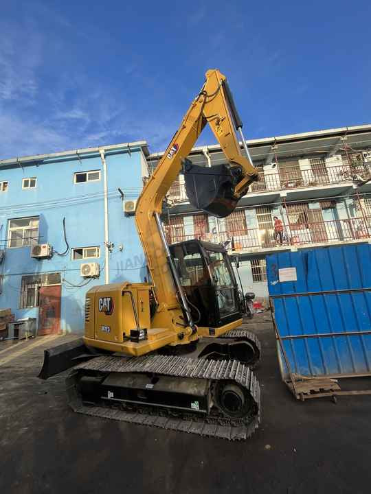 Good Condition Used Caterpillar CAT 307E2 Hydraulic Crawler Excavator Suitable For Construction/ Agriculture Digging - Crawler excavator: picture 2 Good Condition Used Caterpillar CAT 307E2 Hydraulic Crawler Excavator Suitable For Construction/ Agriculture Digging - Crawler excavator: picture 2
