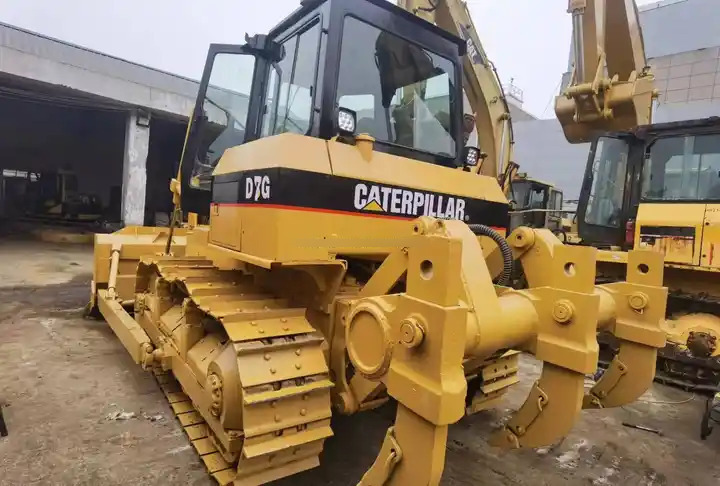 Bulldozer Good Price Used Bulldozer Cat D6G Second hand Caterpillar D6G D7G D7R D8R In Stock earth-moving machinery On Sale: picture 7 Bulldozer Good Price Used Bulldozer Cat D6G Second hand Caterpillar D6G D7G D7R D8R In Stock earth-moving machinery On Sale: picture 7
