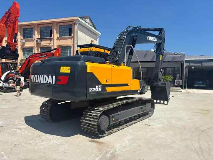 HYUNDAI 96% New HX220s Used Excavator, Korea 22 Ton HX210 HX225 HX 210 220 225 9S 22Ton Crawler Radio Digger Equipment Machine - Excavator: picture 3 HYUNDAI 96% New HX220s Used Excavator, Korea 22 Ton HX210 HX225 HX 210 220 225 9S 22Ton Crawler Radio Digger Equipment Machine - Excavator: picture 3