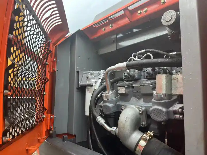Japan Used Excavator 20ton Hitachi Excavator zx200-3G - Crawler excavator: picture 5 Japan Used Excavator 20ton Hitachi Excavator zx200-3G - Crawler excavator: picture 5