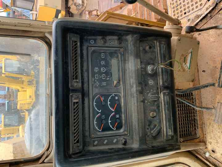 Original Japan Imported Caterpillar D6G Bulldozer Japan Original Cat D6G D7G D7R D9n D8r Used Bulldozers - Bulldozer: picture 5 Original Japan Imported Caterpillar D6G Bulldozer Japan Original Cat D6G D7G D7R D9n D8r Used Bulldozers - Bulldozer: picture 5
