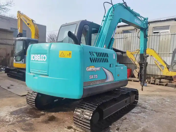 Original Kobelco Sk75 Good Quality Used Excavator,7t,7.5ton Small Excavator For Sale - Crawler excavator: picture 3 Original Kobelco Sk75 Good Quality Used Excavator,7t,7.5ton Small Excavator For Sale - Crawler excavator: picture 3