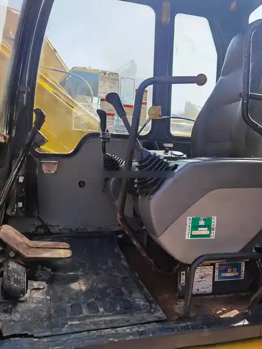 Original Well-Maintained Komatsu PC120-6 Used Excavator for Sale - Crawler excavator: picture 2 Original Well-Maintained Komatsu PC120-6 Used Excavator for Sale - Crawler excavator: picture 2