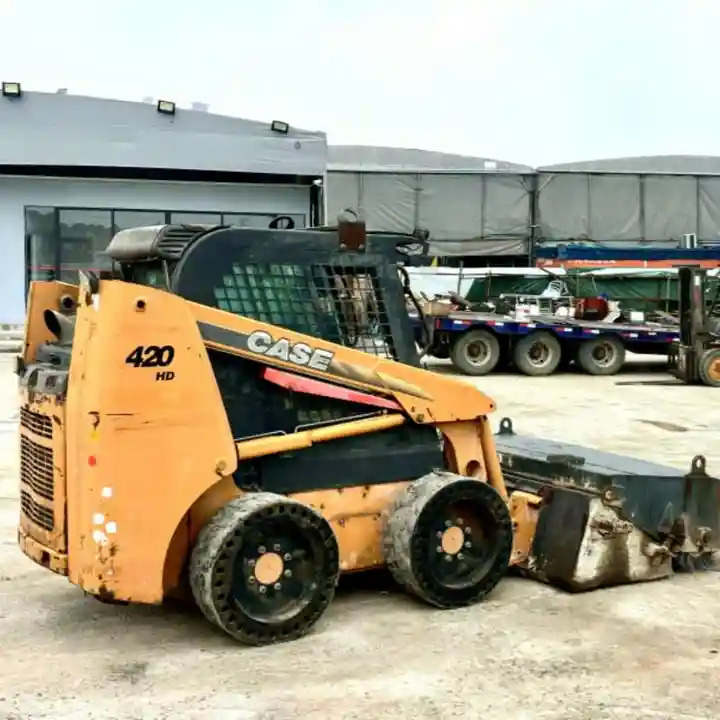 Used Case 420 Backhoe Loader Used Skid Steer Loader CASE 430 CASE 440 - Skid steer loader: picture 5 Used Case 420 Backhoe Loader Used Skid Steer Loader CASE 430 CASE 440 - Skid steer loader: picture 5