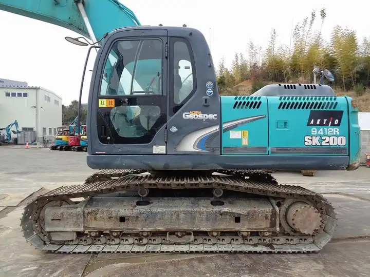 Used Crawler Hydraulic Excavator Kobelco Sk75-8 Sk230-6 Sk 025 Sk200 6 Sk75 Sk250-8 - Excavator: picture 4 Used Crawler Hydraulic Excavator Kobelco Sk75-8 Sk230-6 Sk 025 Sk200 6 Sk75 Sk250-8 - Excavator: picture 4
