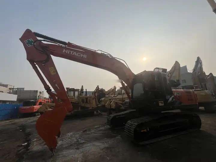 Original Japan cheap used hitachi zaxis 200 zx200-3g crawler excavator Weight 20 ton Construction on Sale - Crawler excavator: picture 4 Original Japan cheap used hitachi zaxis 200 zx200-3g crawler excavator Weight 20 ton Construction on Sale - Crawler excavator: picture 4