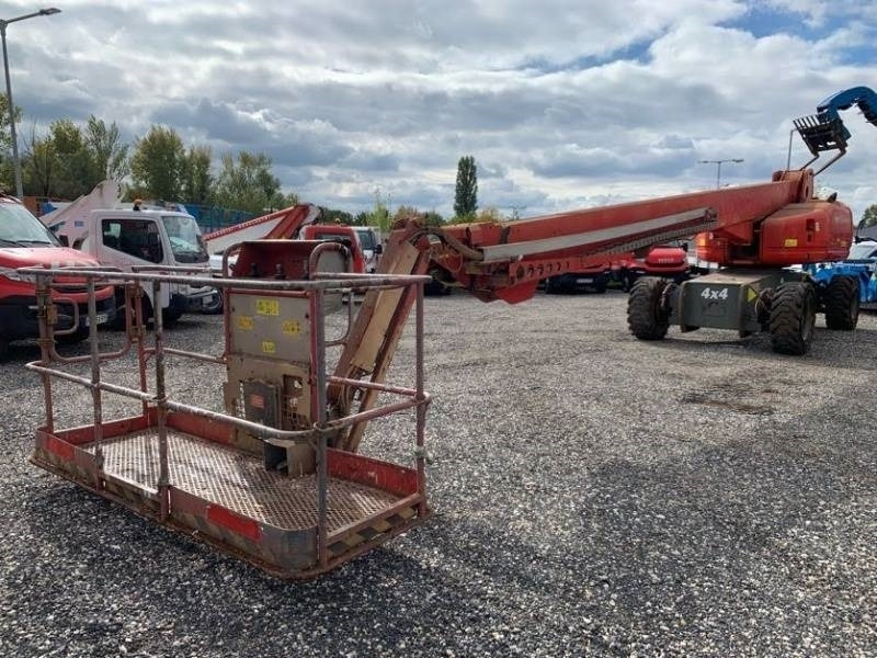 Genie S-105 - 34 m - 4x4 - diesel - Articulated boom: picture 2 Genie S-105 - 34 m - 4x4 - diesel - Articulated boom: picture 2