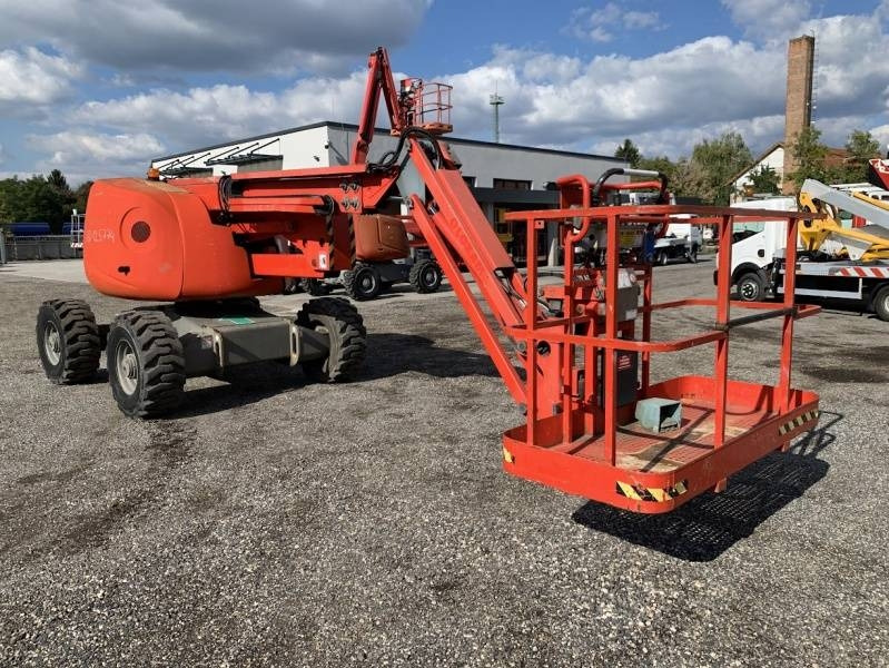 Haulotte HA16SPX - 16m, 4x4, diesel - Articulated boom: picture 1 Haulotte HA16SPX - 16m, 4x4, diesel - Articulated boom: picture 1