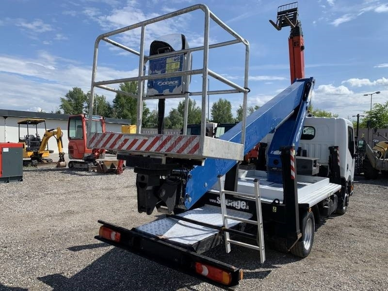 Nissan Cabstar Socage T318 - 18 m - 225 kg - Truck mounted aerial platform: picture 5 Nissan Cabstar Socage T318 - 18 m - 225 kg - Truck mounted aerial platform: picture 5