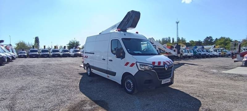 Renault Master Klubb KL32 - 12,5 m, 120 kg - Truck mounted aerial platform: picture 1 Renault Master Klubb KL32 - 12,5 m, 120 kg - Truck mounted aerial platform: picture 1