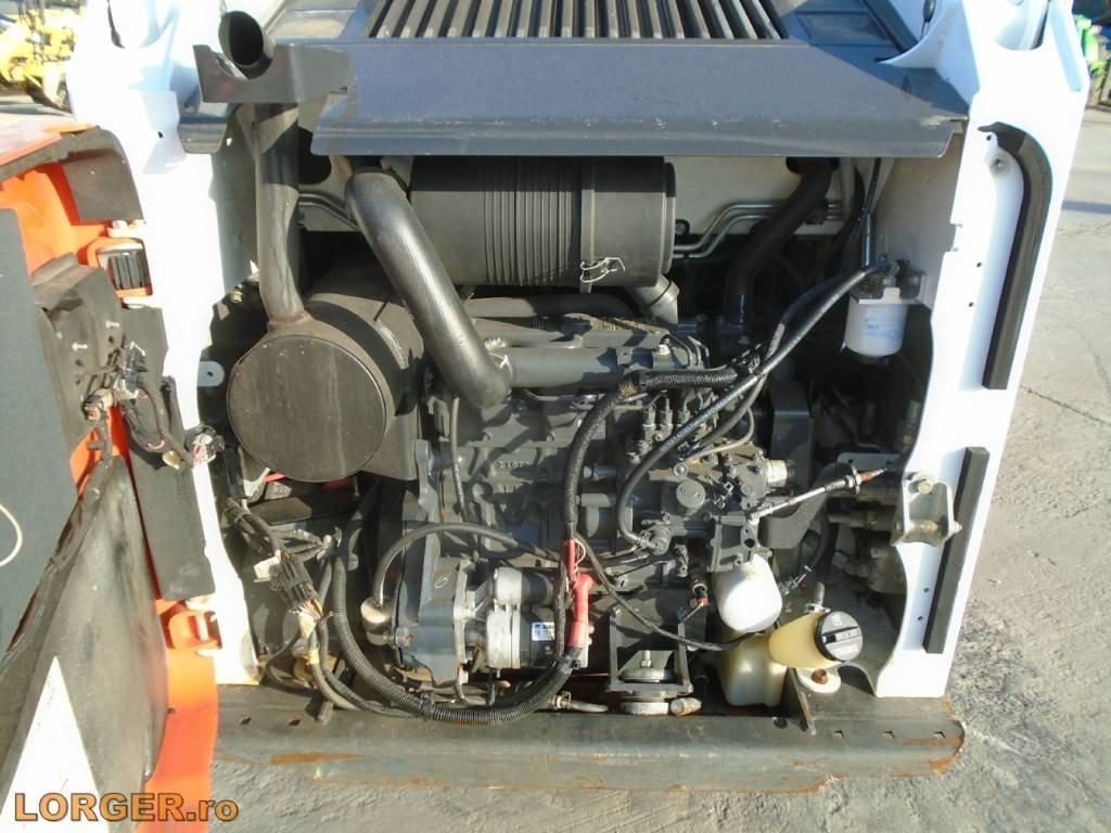 Skid steer loader Bobcat S 450: picture 8