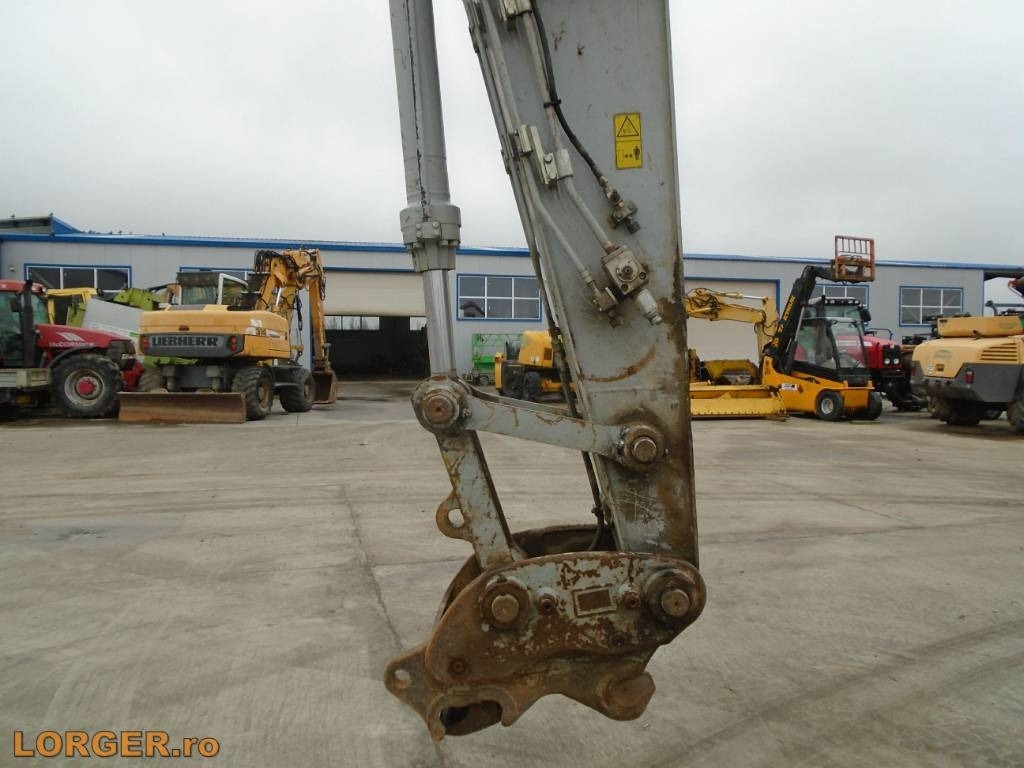 Crawler excavator CAT 319 D: picture 6