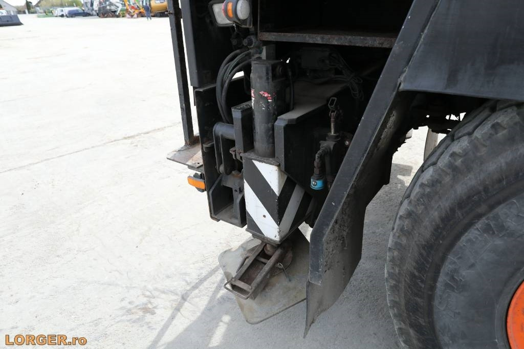 All terrain crane Grove GMK 2035: picture 8