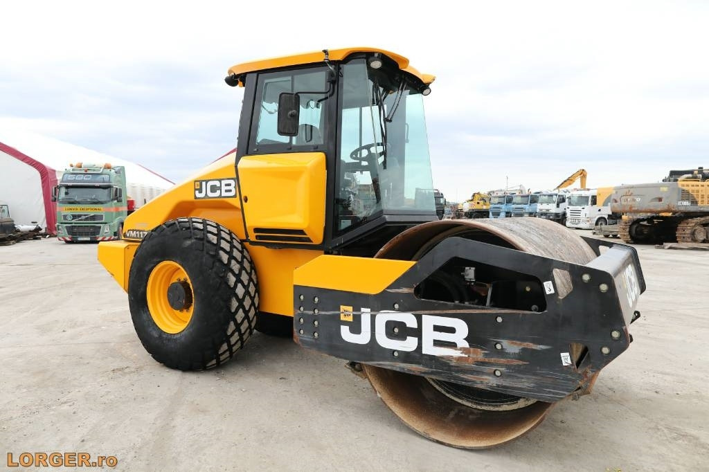 JCB VM 117 - Compactor: picture 1 JCB VM 117 - Compactor: picture 1