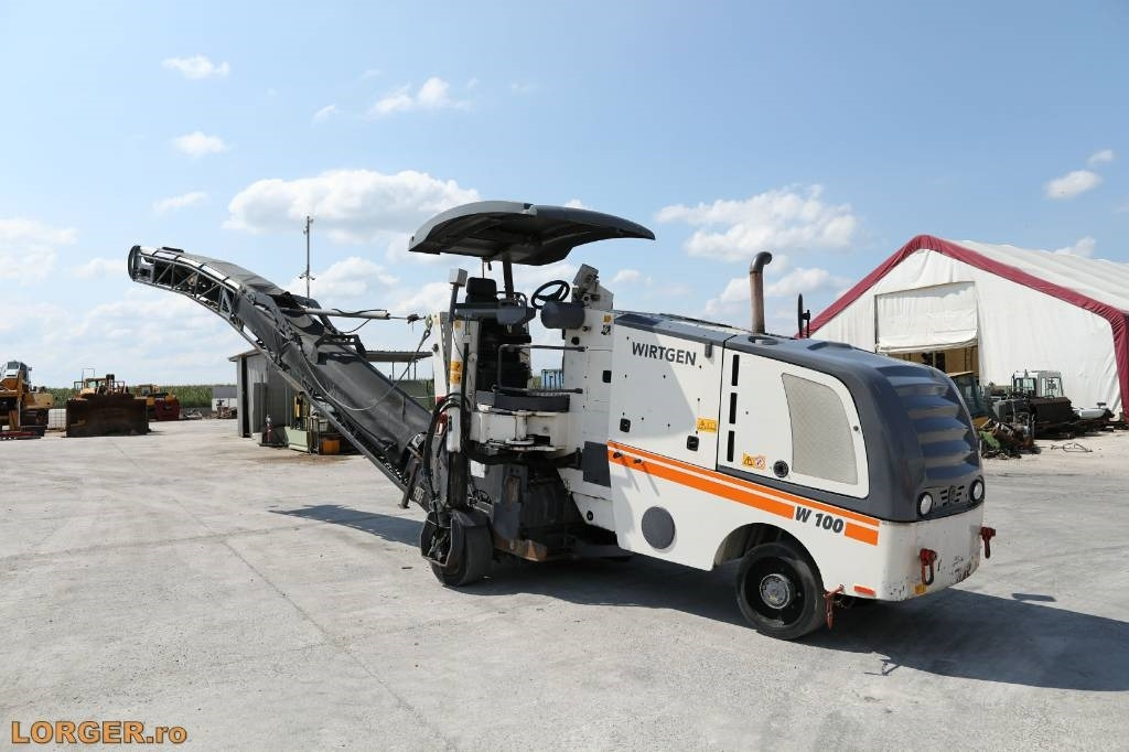 Wirtgen W 100 - Cold planer: picture 1 Wirtgen W 100 - Cold planer: picture 1