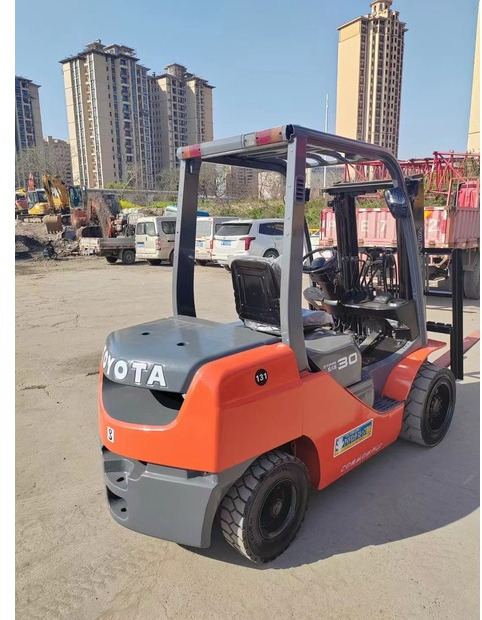 2020 Toyota 8F-30 - Forklift: picture 2 2020 Toyota 8F-30 - Forklift: picture 2