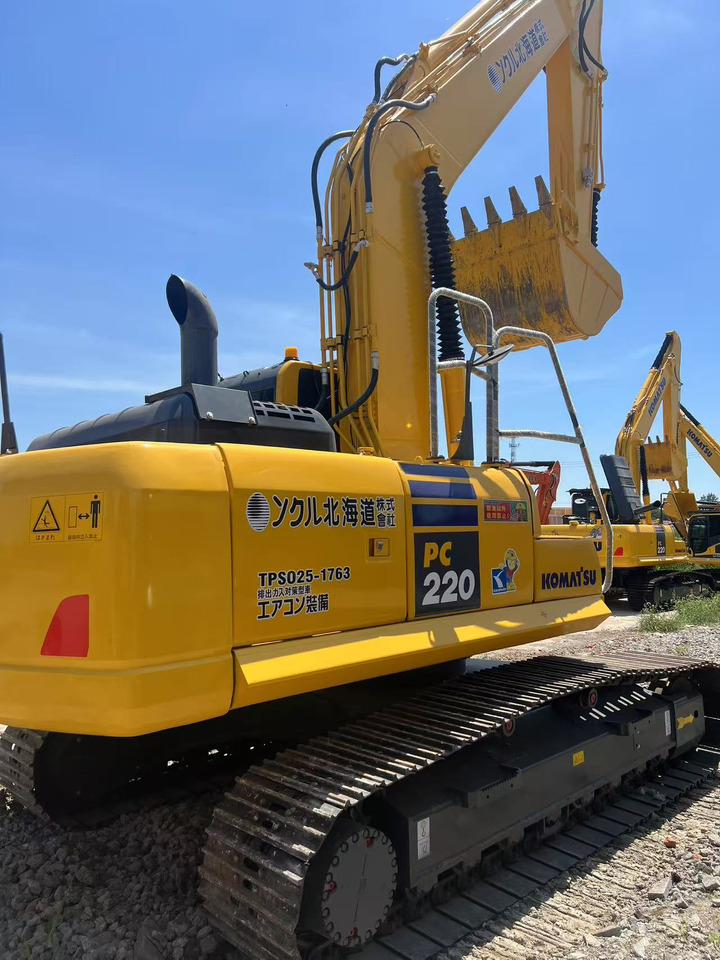 Komatsu pc220-8 - Crawler excavator: picture 4 Komatsu pc220-8 - Crawler excavator: picture 4