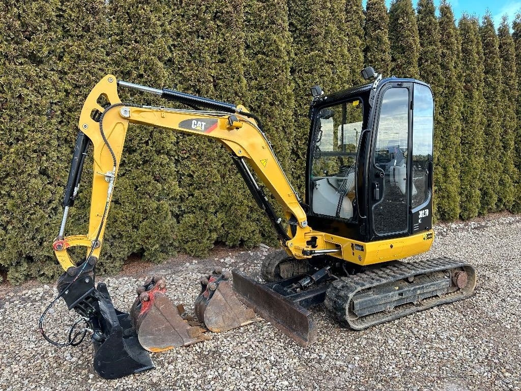 CAT 302.7D CR - Mini excavator: picture 1 CAT 302.7D CR - Mini excavator: picture 1