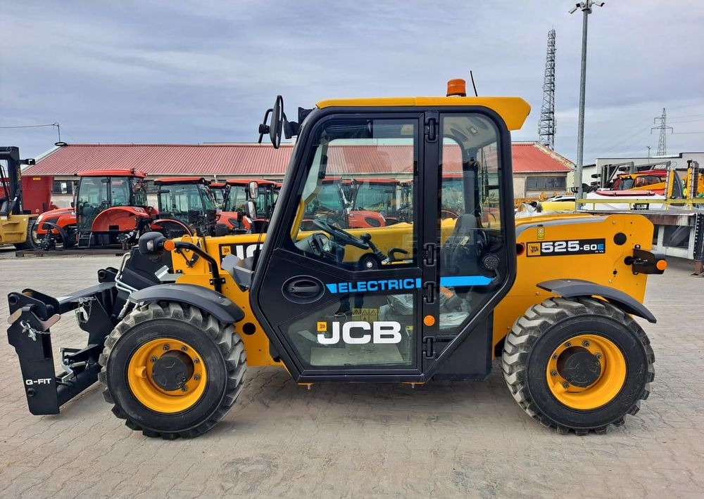 New Telescopic handler JCB 525-60E: picture 7