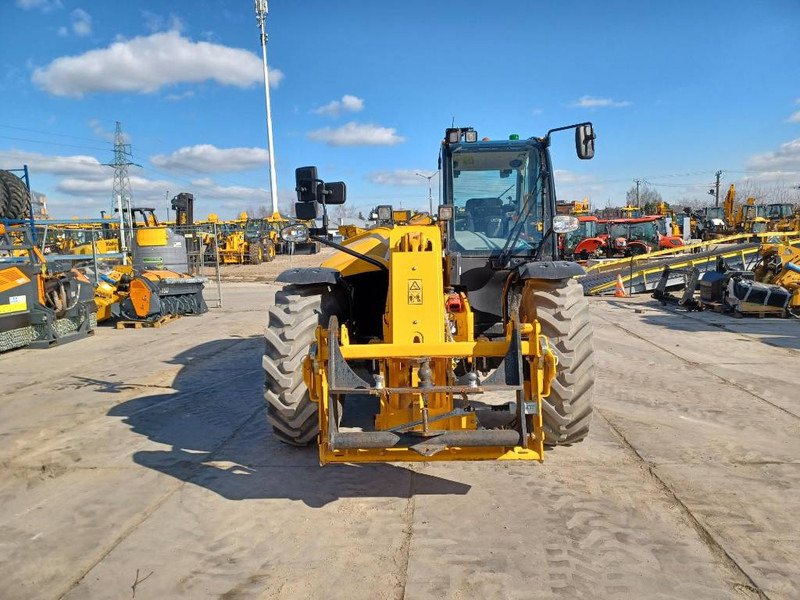 JCB 542-70 Industry Plus - Telescopic handler: picture 3 JCB 542-70 Industry Plus - Telescopic handler: picture 3