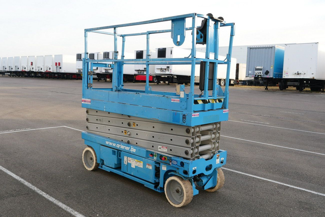 Genie SCHERENHEBEBÜHNE GENIE GS 2632 nur 542 H - Truck mounted aerial platform: picture 4 Genie SCHERENHEBEBÜHNE GENIE GS 2632 nur 542 H - Truck mounted aerial platform: picture 4