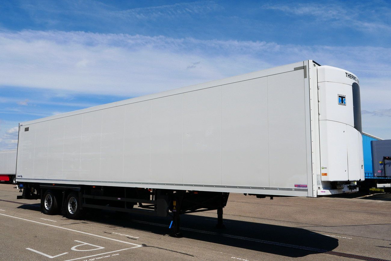 Schmitz Cargobull SKO 18/ TRIDEC LZG/ LBW 2000 kg SLXe 200 CITY - Closed box semi-trailer: picture 3 Schmitz Cargobull SKO 18/ TRIDEC LZG/ LBW 2000 kg SLXe 200 CITY - Closed box semi-trailer: picture 3