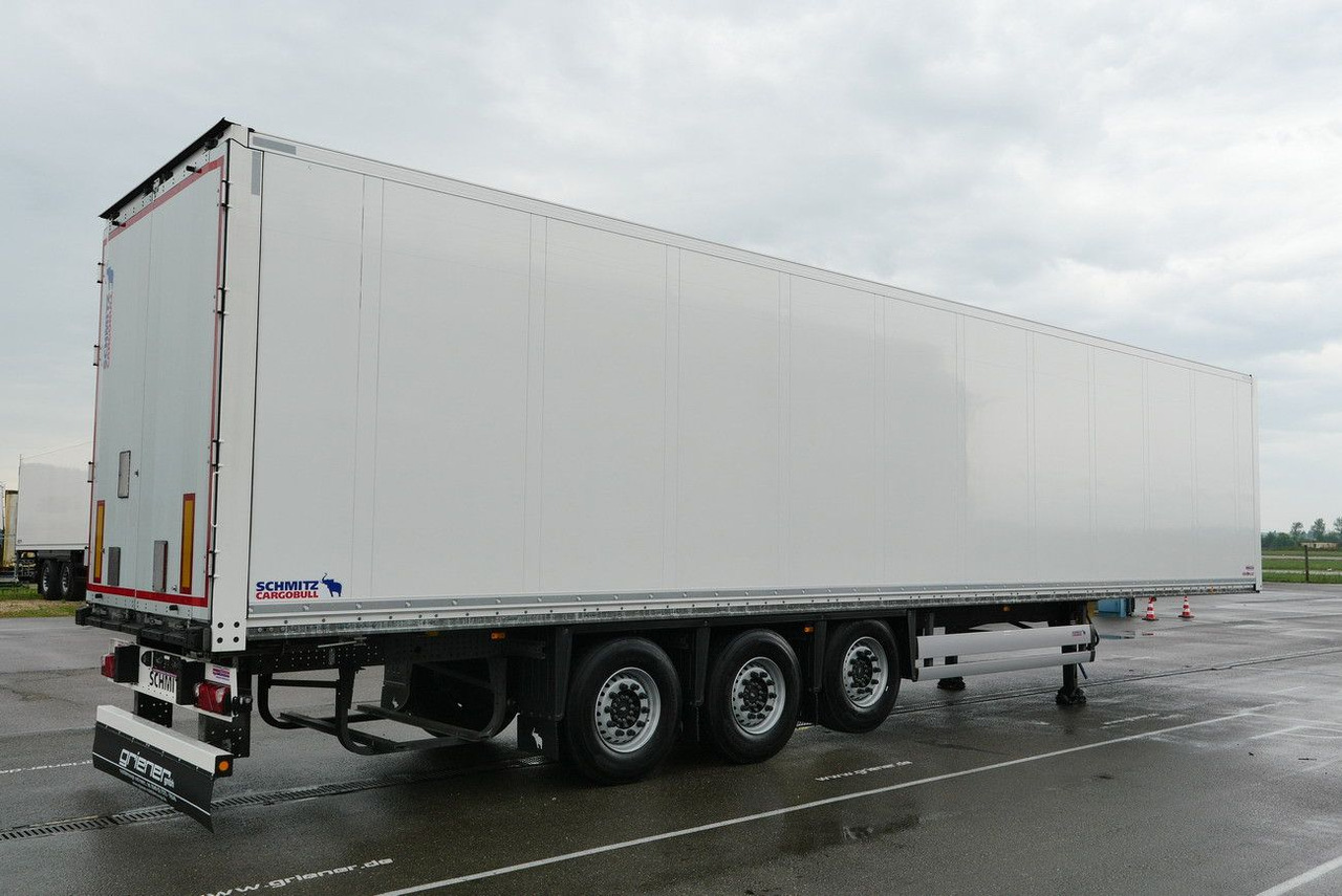 Schmitz Cargobull SKO/SBO 24 ZURRLEISTE / ZURRINGE / LIFTACHSE - Closed box semi-trailer: picture 2 Schmitz Cargobull SKO/SBO 24 ZURRLEISTE / ZURRINGE / LIFTACHSE - Closed box semi-trailer: picture 2