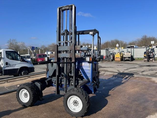 MOFFET M8-25.4 - Truck mounted forklift: picture 4 MOFFET M8-25.4 - Truck mounted forklift: picture 4