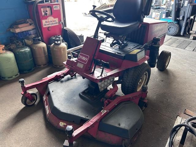 Toro 223D Groundmaster FRONTAL - Garden mower: picture 4 Toro 223D Groundmaster FRONTAL - Garden mower: picture 4