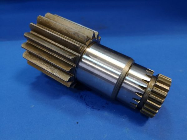 010280A Wałek silnika obrotu Terex TC20 - Swing motor for Construction machinery: picture 5 010280A Wałek silnika obrotu Terex TC20 - Swing motor for Construction machinery: picture 5