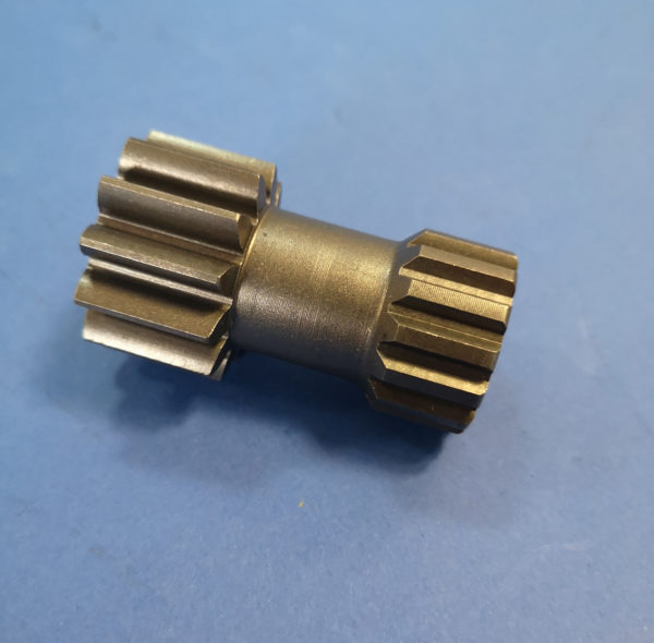 020290X/17219473360 Wałek silnika jazdy Yanmar B15, Volvo EC15B - Hydraulic motor for Construction machinery: picture 1 020290X/17219473360 Wałek silnika jazdy Yanmar B15, Volvo EC15B - Hydraulic motor for Construction machinery: picture 1