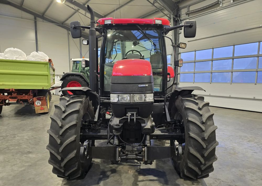Case IH Maxxum 110 - Farm tractor: picture 3 Case IH Maxxum 110 - Farm tractor: picture 3