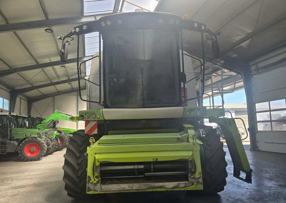 Claas Lexion 650 - Combine harvester: picture 3 Claas Lexion 650 - Combine harvester: picture 3