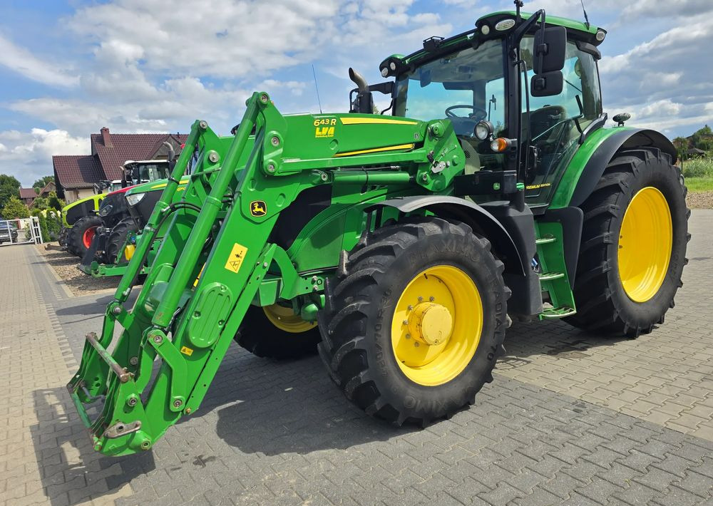John Deere 6145 R z turem - Farm tractor: picture 2 John Deere 6145 R z turem - Farm tractor: picture 2