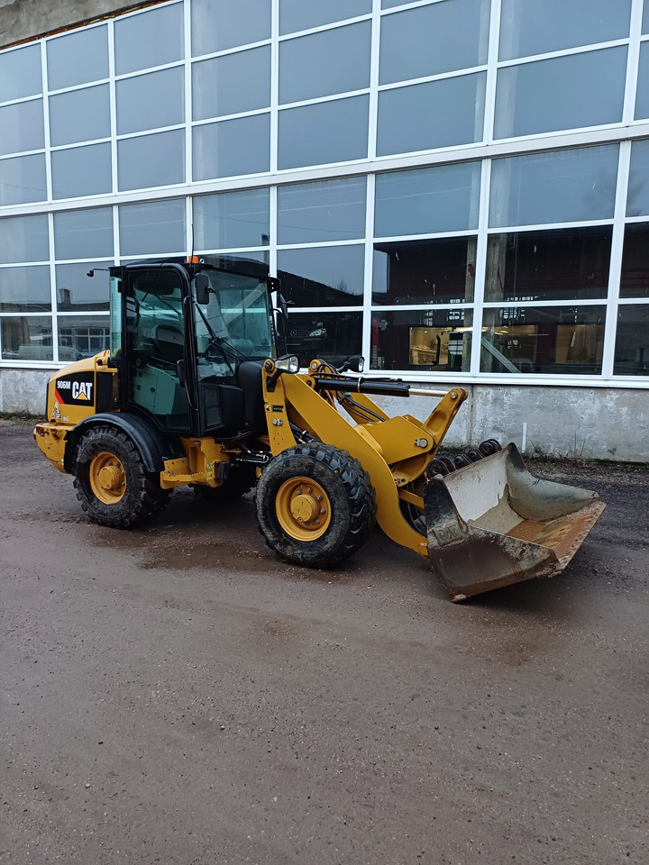 CATERPILLAR 906M - Backhoe loader: picture 4 CATERPILLAR 906M - Backhoe loader: picture 4
