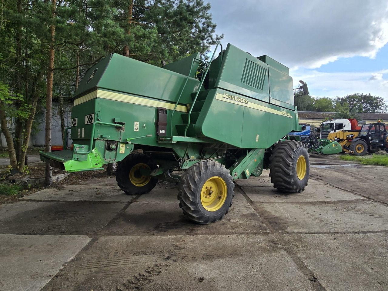 JOHN DEERE 1450 CWS - Combine harvester: picture 5 JOHN DEERE 1450 CWS - Combine harvester: picture 5