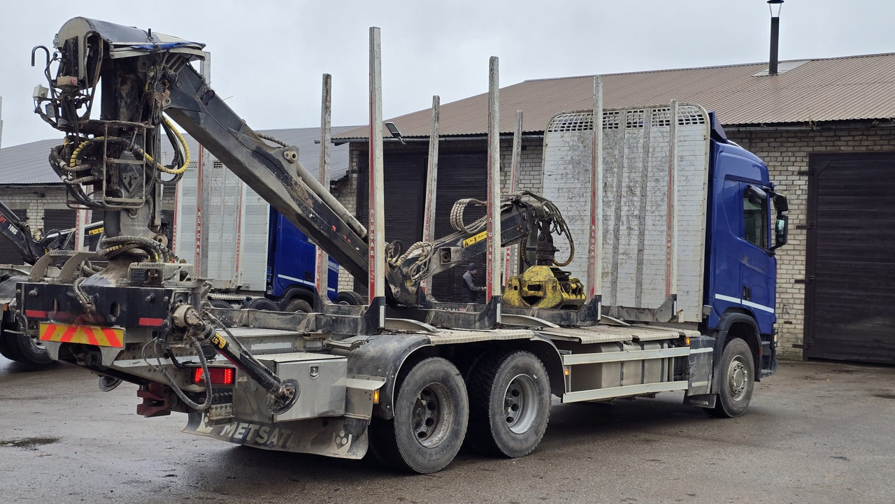 SCANIA R450 - Log truck, Crane truck: picture 4 SCANIA R450 - Log truck, Crane truck: picture 4